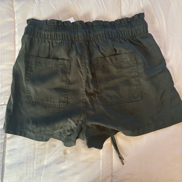 Loft Shorts - Picture 2 of 2